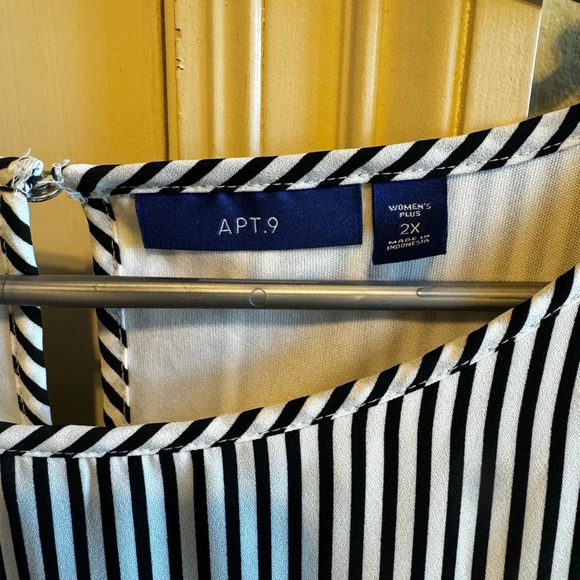 Apt. 9 Women’s Plus Size Shift Dress Black.  White Striped Belted Lined Sz 2XL - Picture 3 of 11
